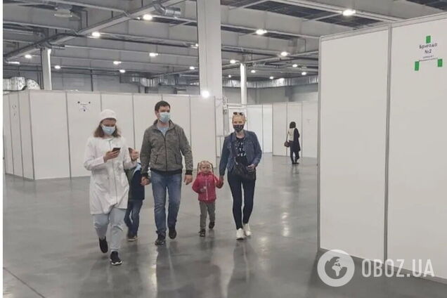 Робити щеплення охочим будуть у два потоки