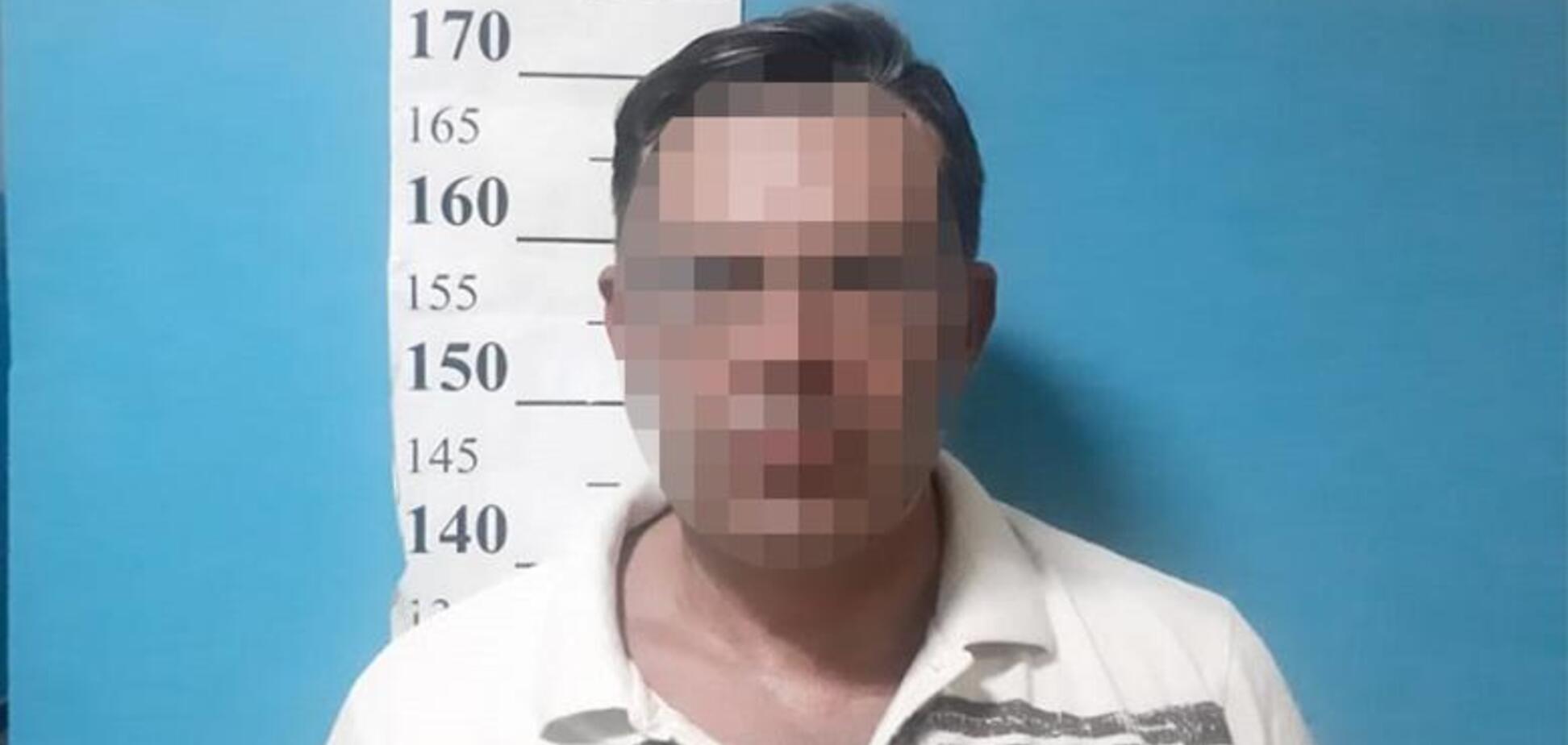 У Києві чоловік встромив ножа в живіт лікарю швидкої допомоги, який приїхав на виклик