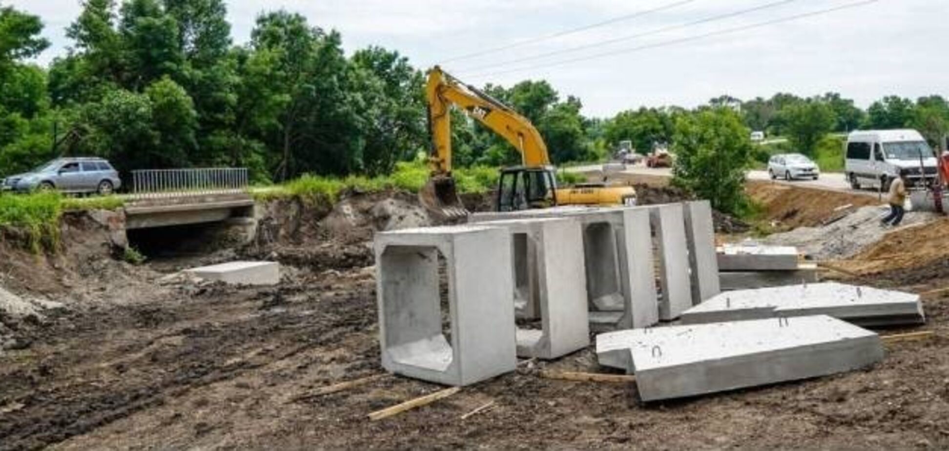 На Луганщине в июле завершат капитальный ремонт трех мостов на трассе Р-66
