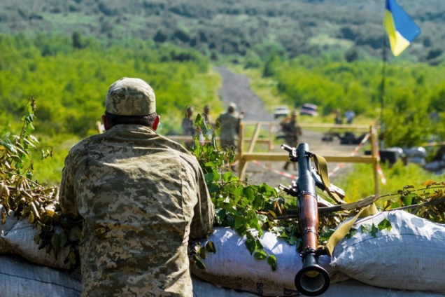 Враг с утра ударил по ВСУ из минометов на Донбассе – штаб ООС