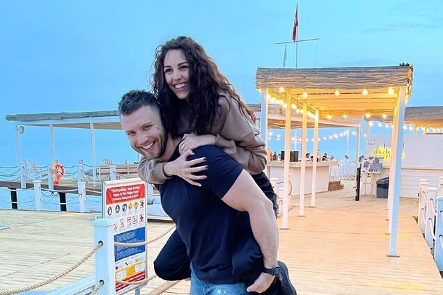 'Холостяка' Заливако раскритиковали в сети за постельное фото Богдан