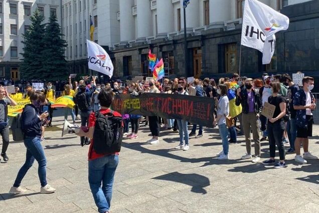 Первые задержания на митинге под ОП
