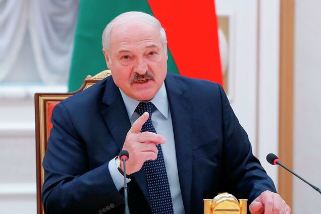 Лукашенко заявив, що не садив літак Ryanair у Мінську
