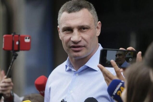 Кличко креативно привітав журналістів із професійним святом