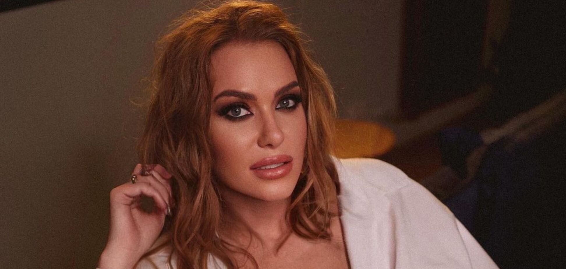 Слава Каминская оголилась на балконе в Турции. Фото