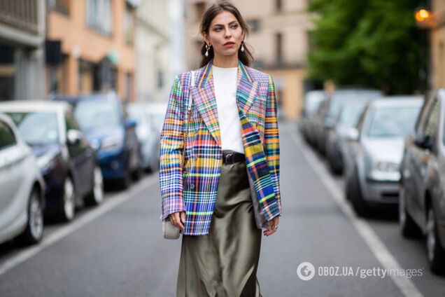 З чим носити спідниці міді: показані найактуальніші варіанти