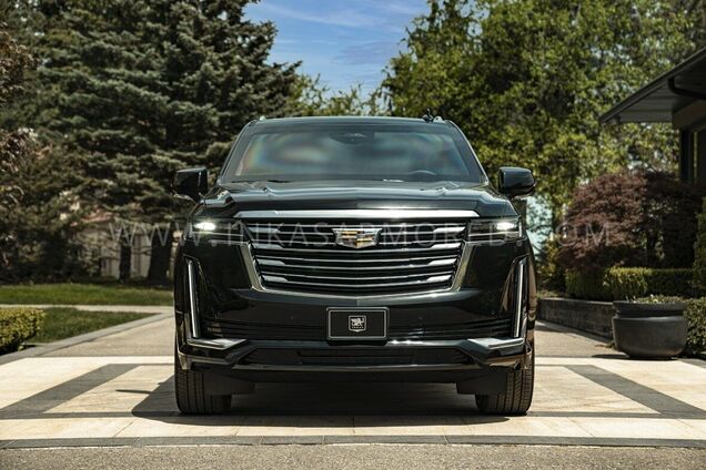 Новий Cadillac Escalade перетворили на броньовик