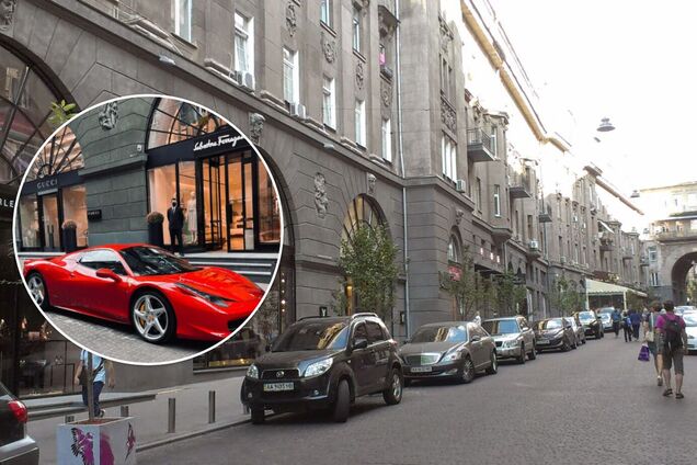 У Києві водій розкішного Ferrari здивував ризикованим паркуванням. Фото