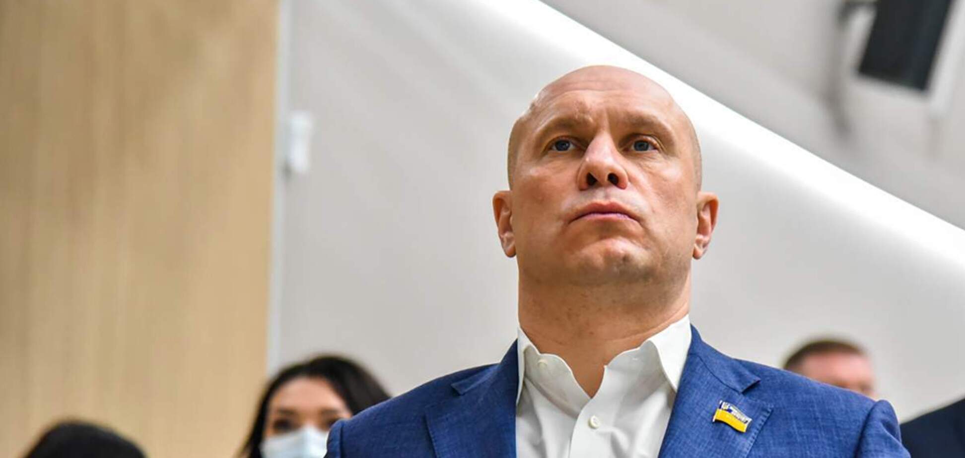 Кива 'витрачав свої, працюючи на авторитет'