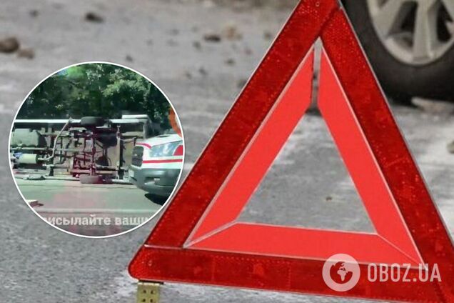 Під Києвом перекинулася маршрутка з людьми, багато постраждалих. Відео