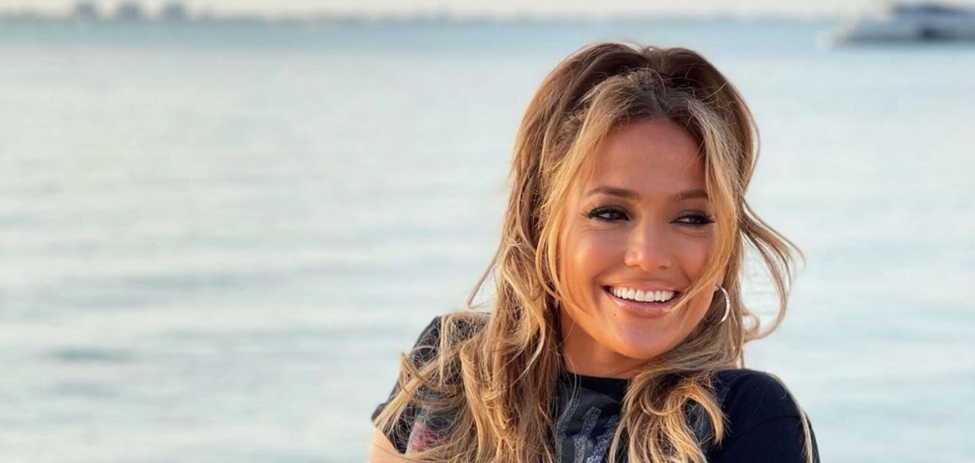 Дженнифер Лопес показала стильный образ