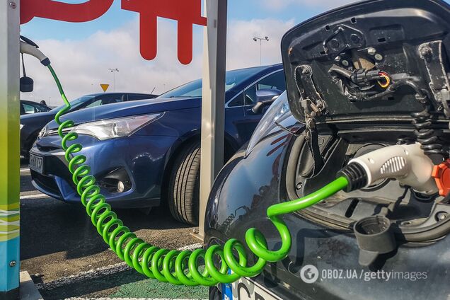 Украинцы приобрели более 27 тысяч электрокаров: топ самых популярных