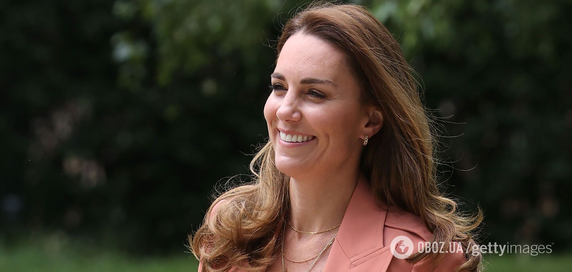 Кейт Миддлтон вышла в свет в элегантном зеленом платье. Фото