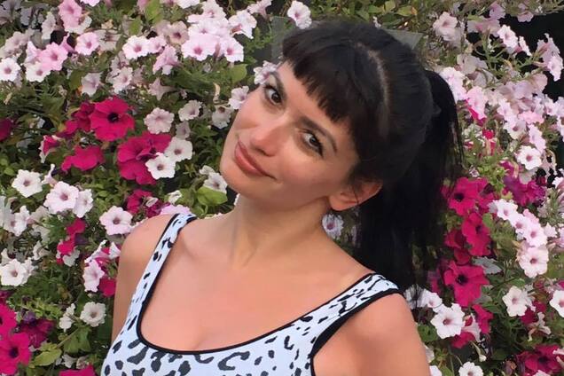 В Днепре жестоко избили активистку: женщину оставили без зубов и сломали нос. Видео 18+