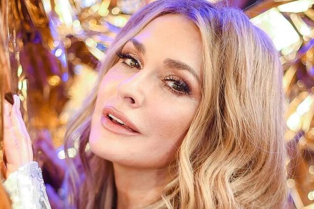 54-річна Сумська показала фігуру відпочинку в Єгипті. Відео