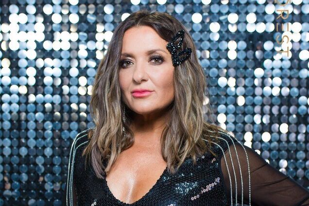 Могилевська показалася в короткому топі з декольте. Фото