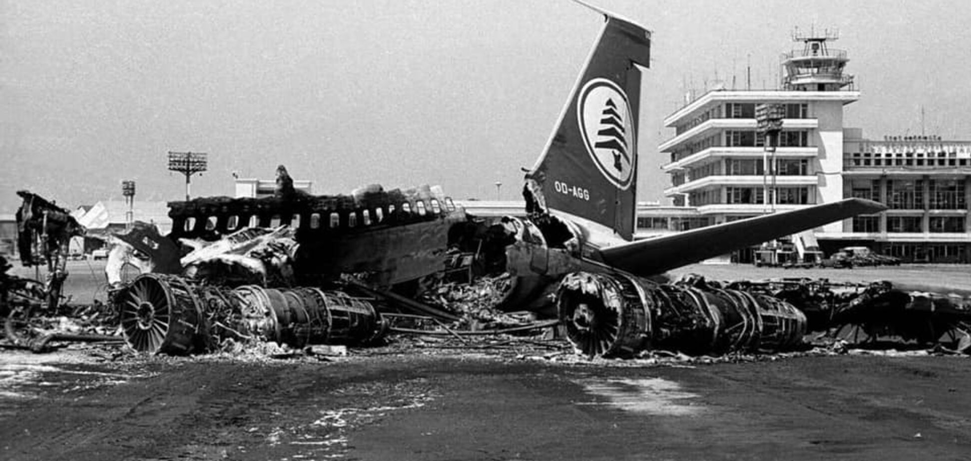 Добрым словом и пистолетом можно добиться большего, чем одним добрым словом: пример Израиля