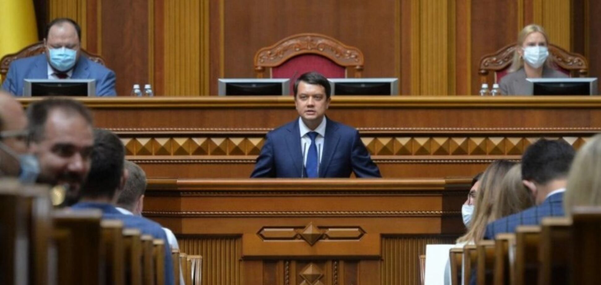 Парламент не проголосує 'ресурсний' законопроєкт без його доопрацювання, – Разумков