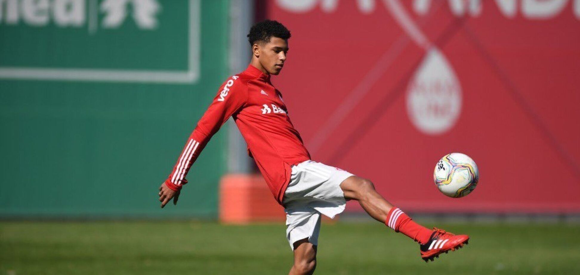 Винисиус Тобиас