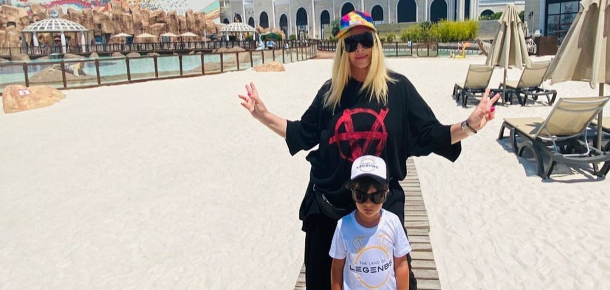 Маленький сын Билык получил первую зарплату