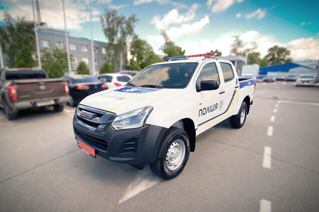 Патрульная полиция Украина получила пикапы Isuzu D-Max