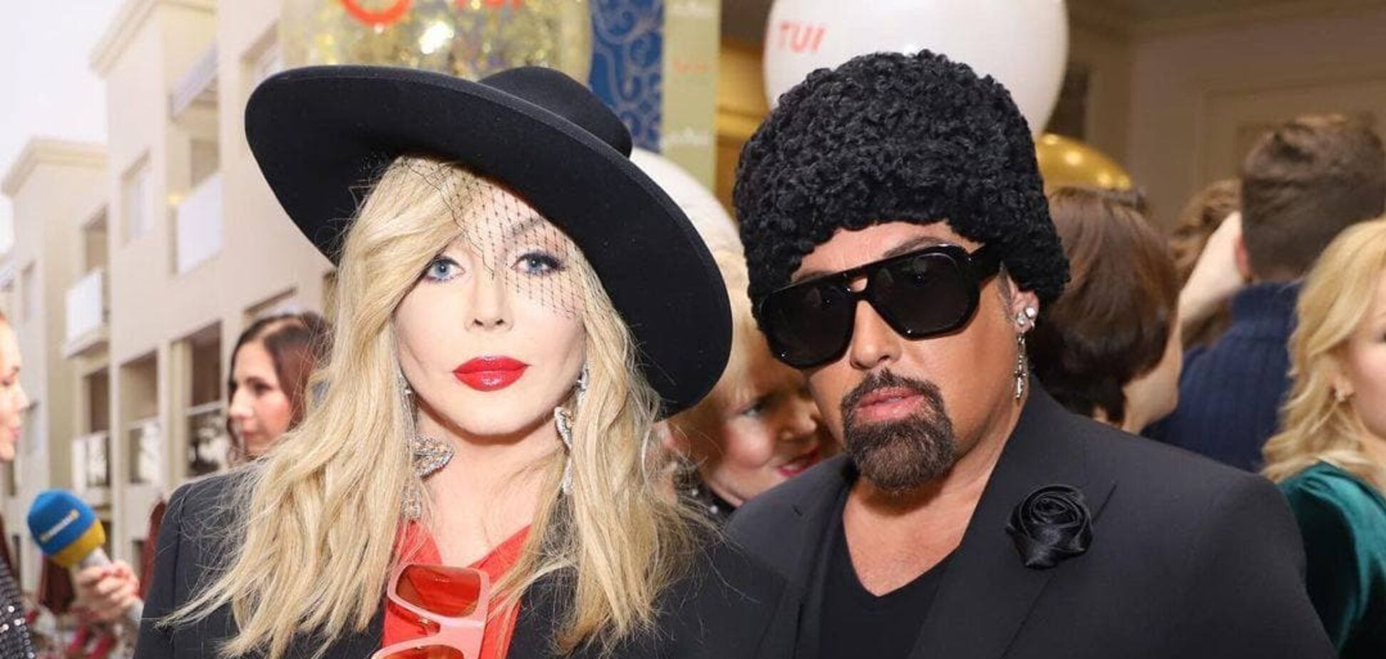 Экс-супруг Билык обвинил певицу во лжи