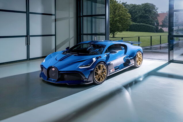 К заказчику отправился последний гиперкар Bugatti Divo