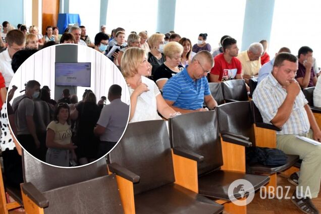 В драке участвовали как мужчины, так и женщины