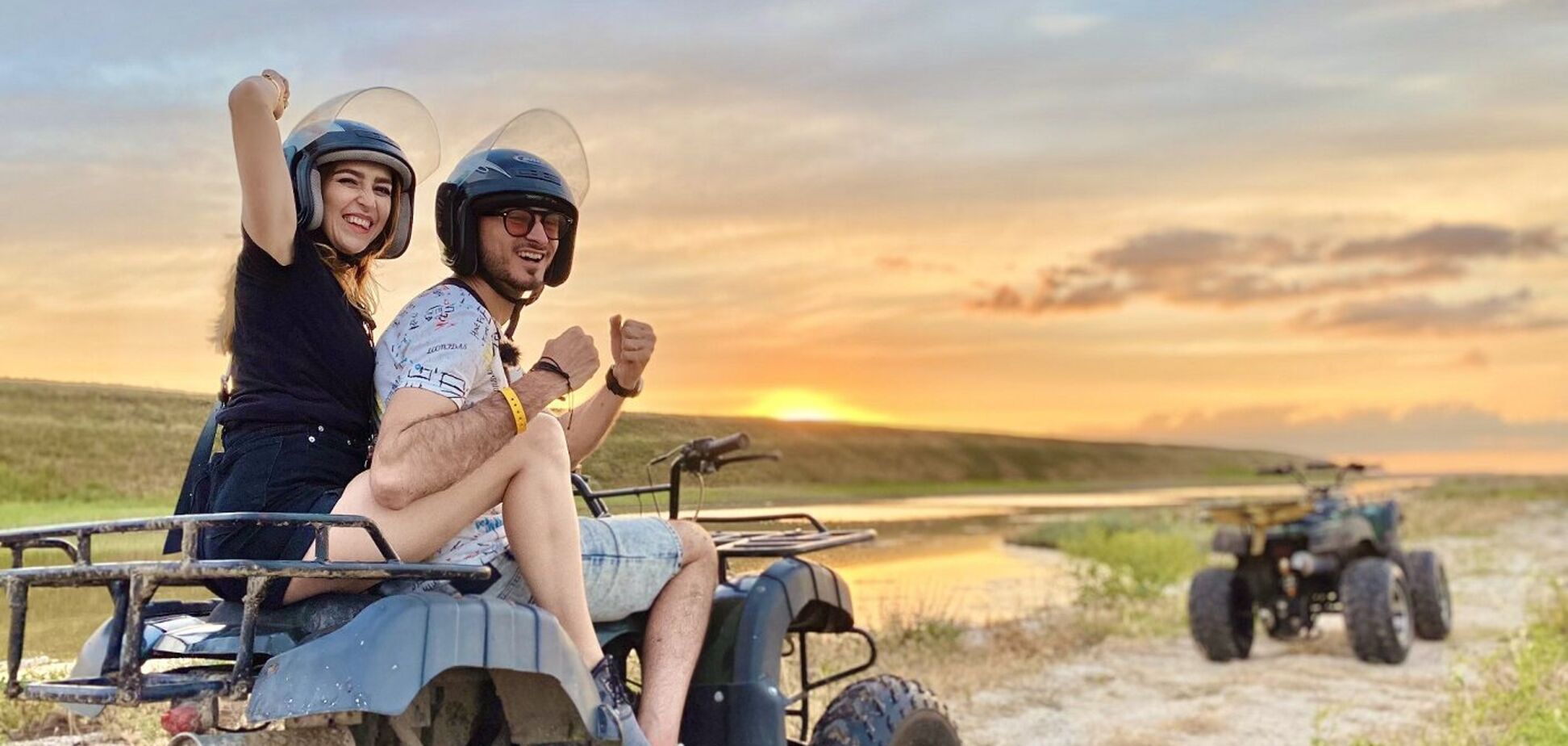 Які активні розваги можна знайти на узбережжі Азовського моря