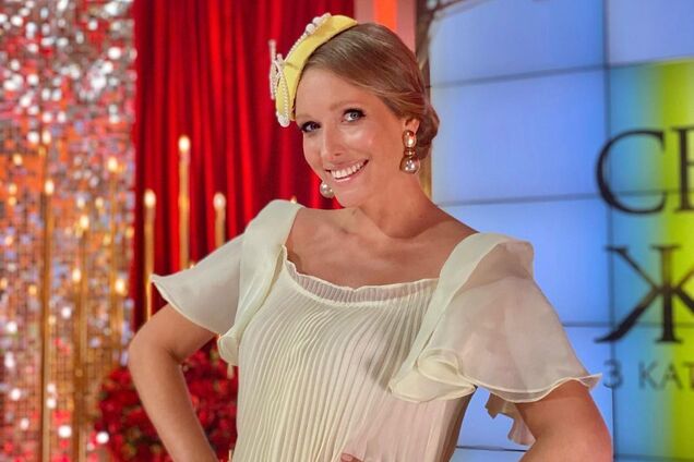 Беременная Осадчая вышла на публику в платье-оверсайз за 18 тысяч гривен. Фото