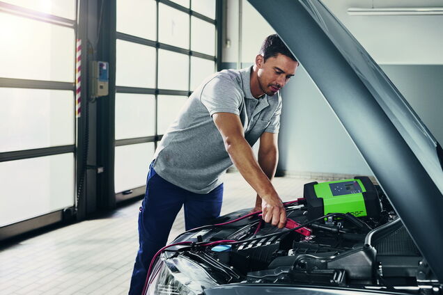 Названы 4 причины выхода из строя аккумулятора