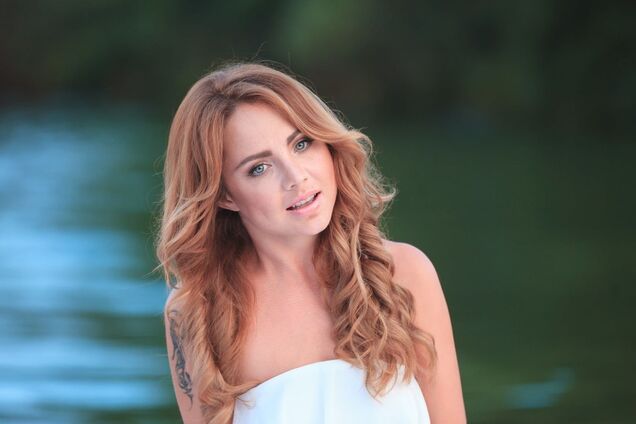 Популярная российская певица МакSим