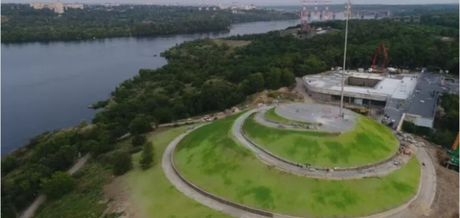 На Хортице 23 августа поднимут флаг Украины на отреставрированном флагштоке