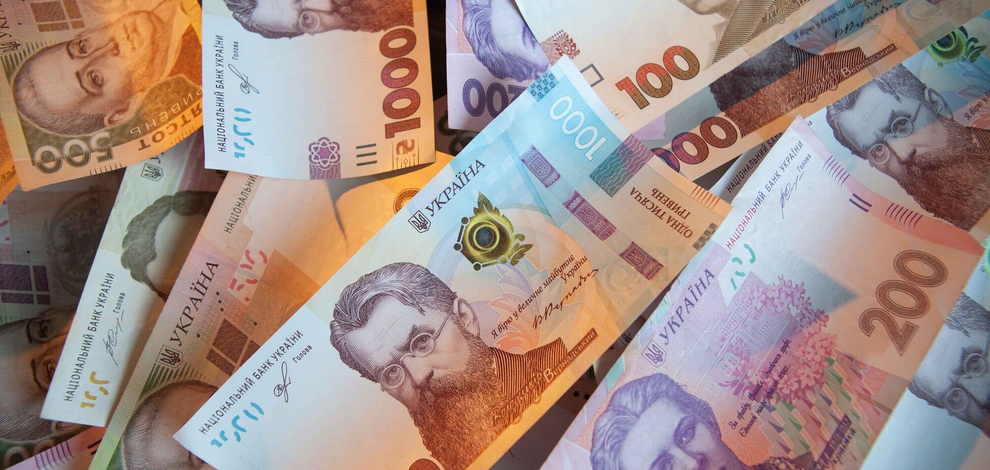 Средняя зарплата в Украине выросла в июле