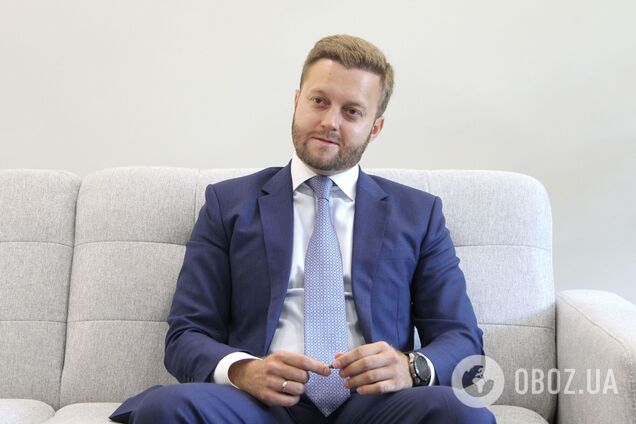 Ржавые маршрутки на дорогах, смс от друзей Кличко и договоренности с бизнесом: OBOZREVATEL провел день с заместителем мэра Усовым