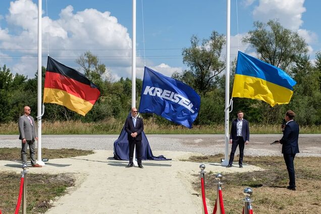 На Львівщині заклали перший камінь у будівництво високотехнологічного заводу з виробництва сухих будівельних сумішей