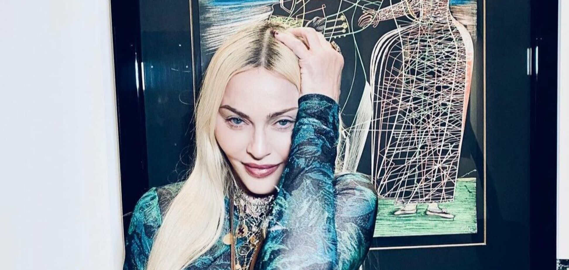 Приватний літак і вбрання від Versace: Мадонна показала, як відзначила 63-річчя. Фото і відео