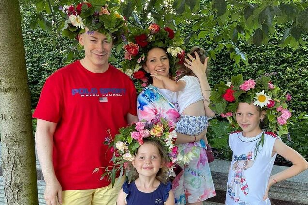 Дмитрий Гордон похвастался семейными снимками на море с детьми