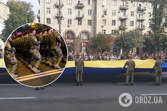 На репетиции парада в Киеве военные спели известную песню о Путине. Видео 18+