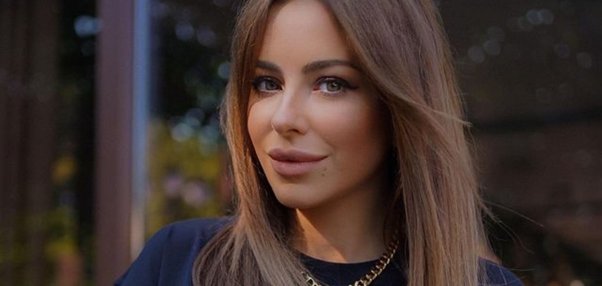 Ані Лорак з донькою вдягнули однакові купальники на відпочинку в Туреччині. Фото