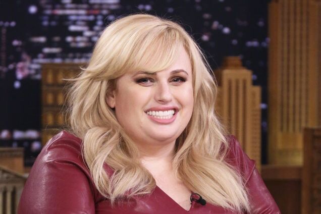 Ребел Уилсон показала себя до и после похудения на 20 кг. Фото