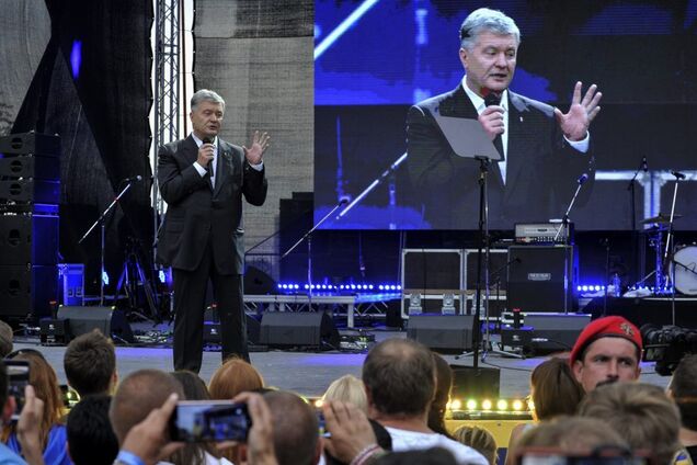 Порошенко об инциденте после Марша защитников: не пытайтесь запугать 'зеленой соплей'