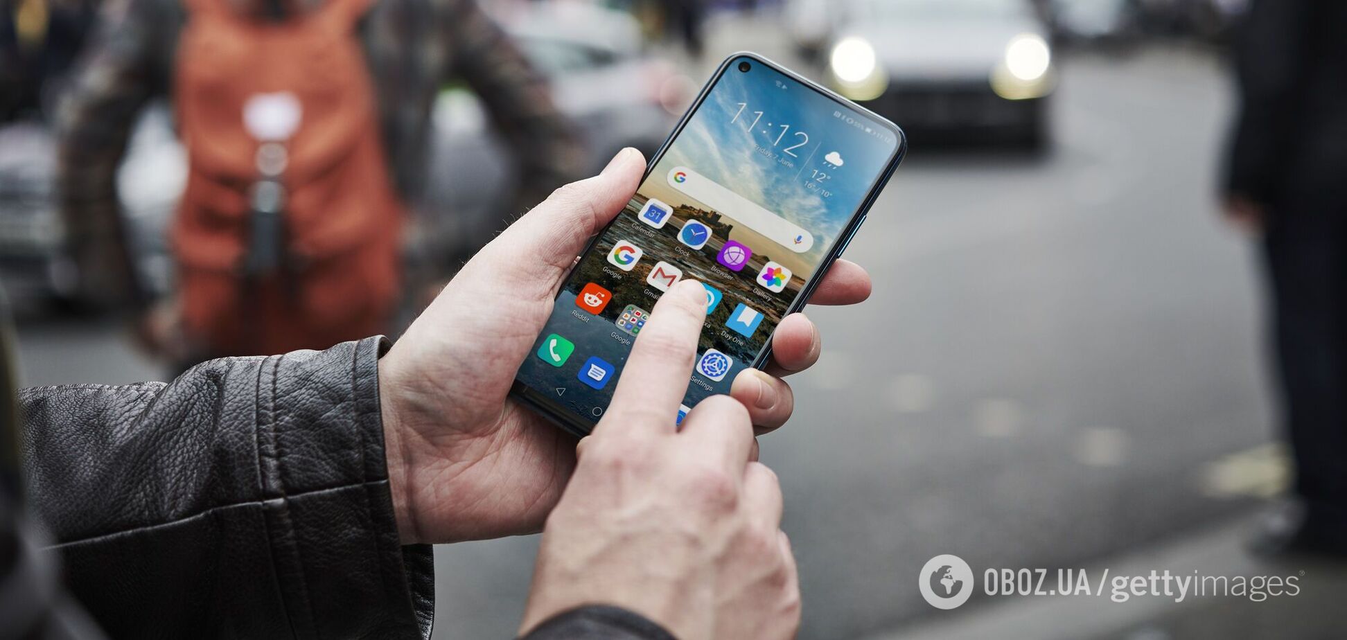 Складено топ смартфонів у середньому ціновому сегменті