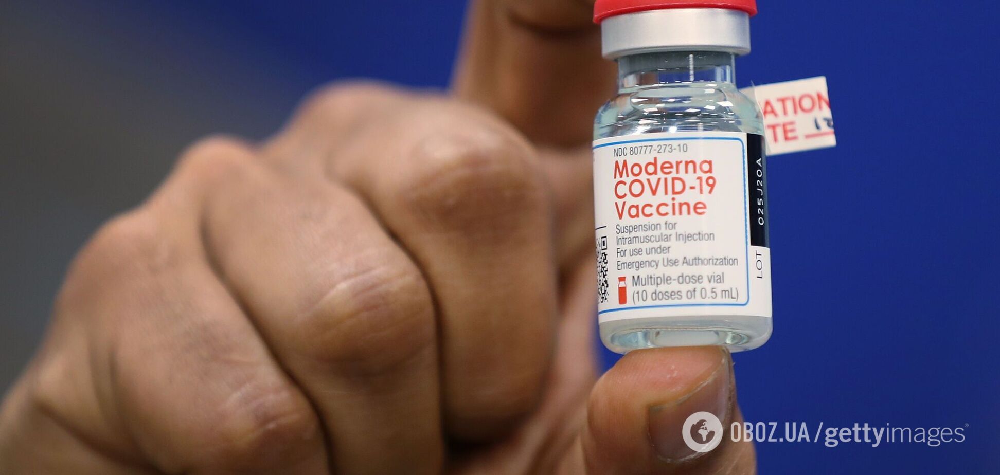 У Японії двоє осіб померли після вакцинації препаратом від компанії Moderna, у партії якого знайшли домішки