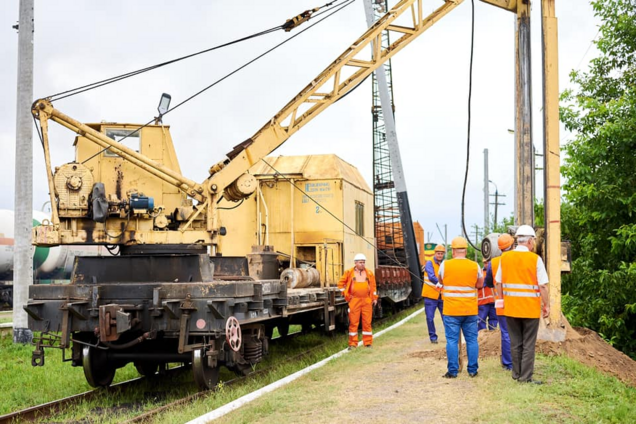 На ділянці 'Укрзалізниці' розпочалися активні роботи з її електрифікації