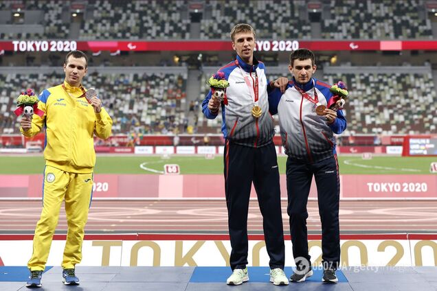 Игорь Цветов фото с россиянами Паралимпиада 2020