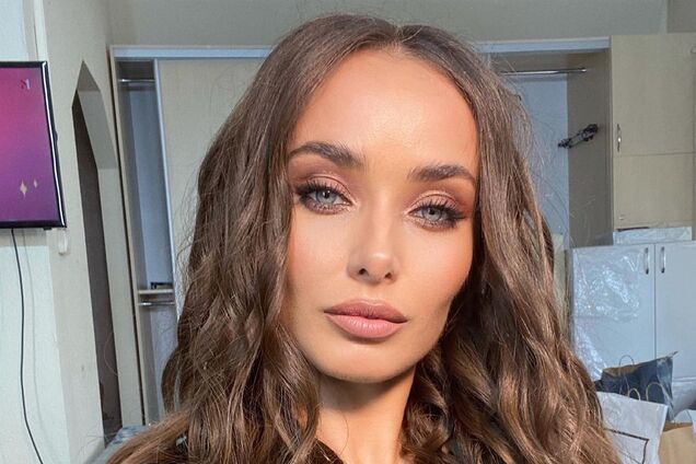 Актриса Ксения Мишина