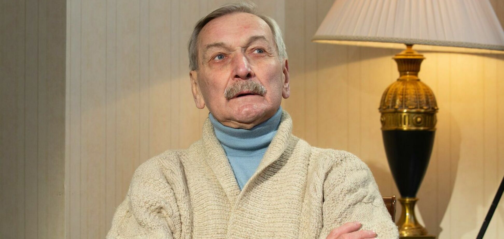 Зірку 'У бій ідуть тільки старики' звинуватили в сексуальних домаганнях до студенток