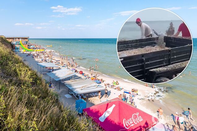 В Кирилловке мертвых медуз убирают лопатами и вывозят прицепами. Видео