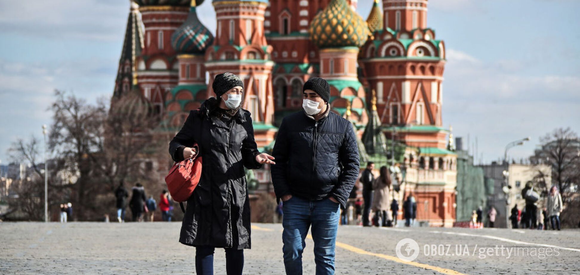 'Хоронят на огородах'. В России не хватает мест на кладбищах